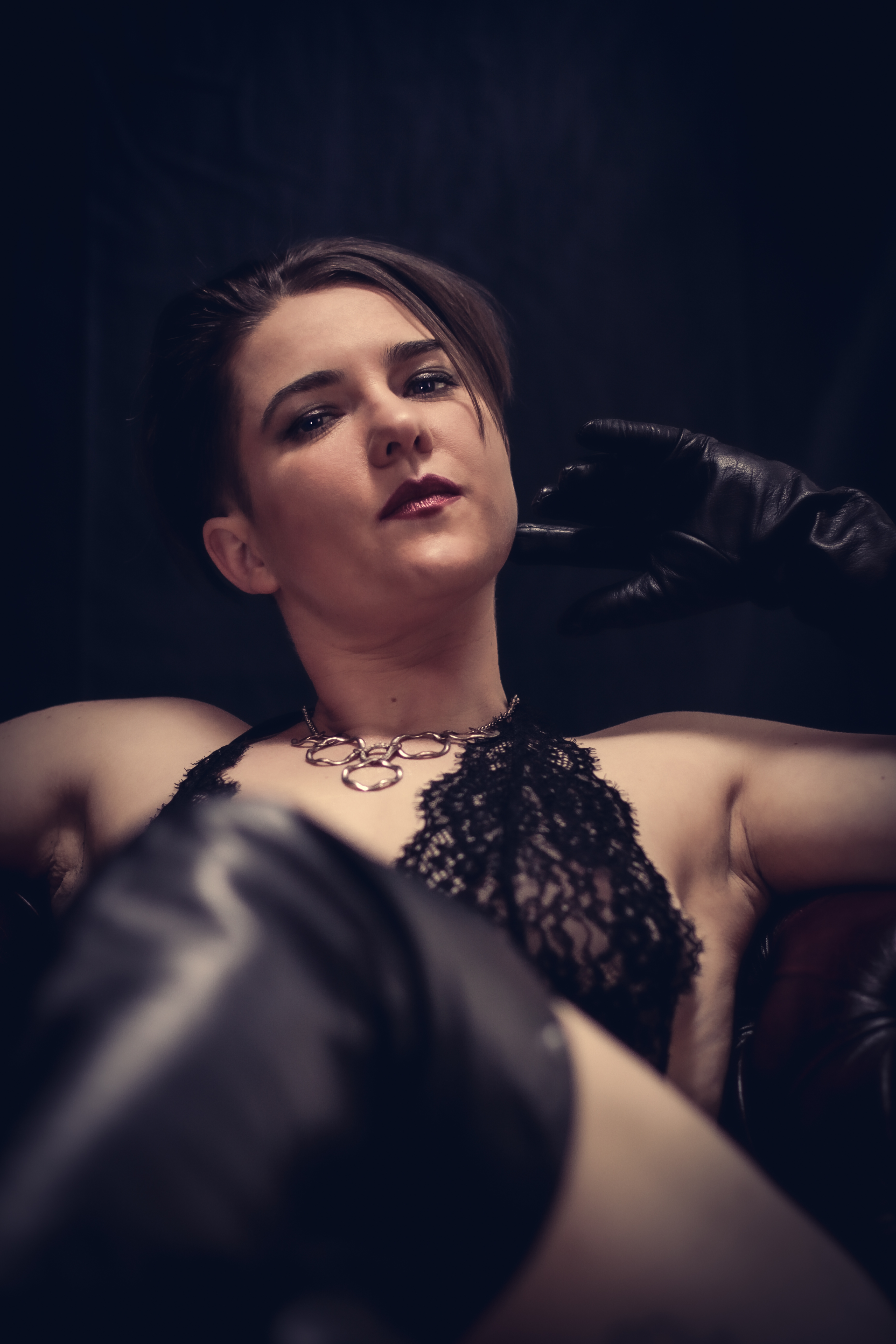 Domina Lady Giorgina in Nürnberg mit BDSM Fetisch Galerie