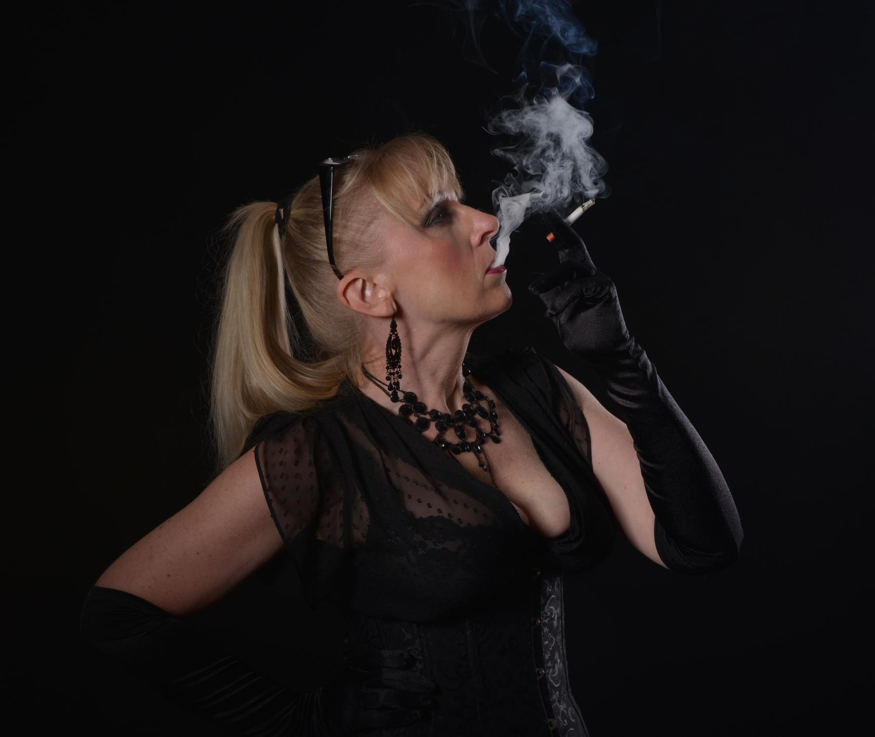 Dominatrix Annita von Dix (Gummi)Herrin Domina-Studio-Dresden in Dresden  with BDSM fetish gallery