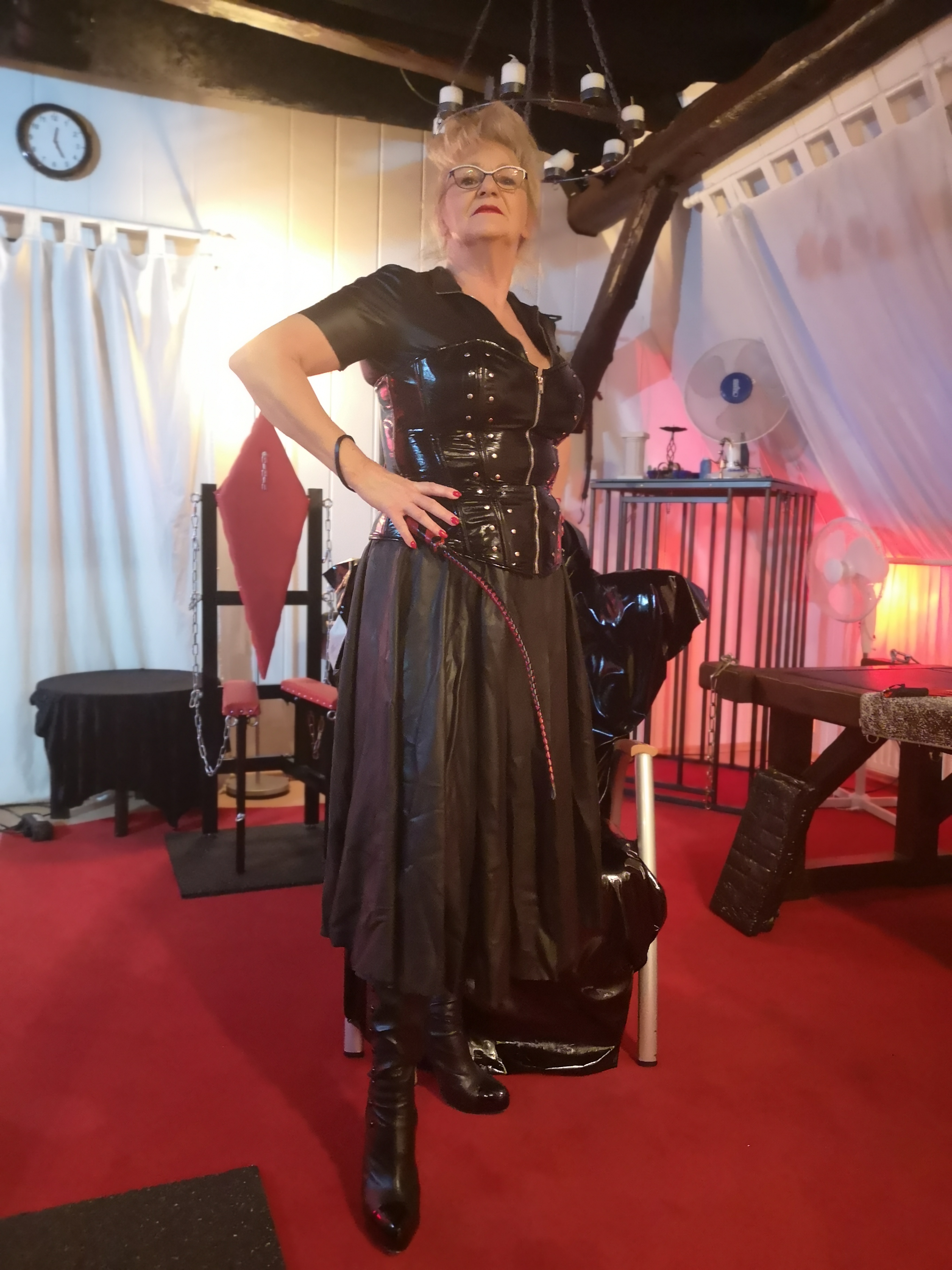 Hausfrauen Mosen Fetisch Sadomaso