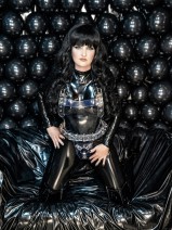 Lady Donatella IM STUDIO BLACK FUN