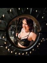 Lady Limentina verpasst Dir strenge Behandlung!