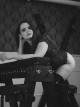 Natürliche Dominanz Melody Moon