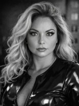 BIZARRE ROLLENSPIELE LATEX SISSY-TRAINING BDSM