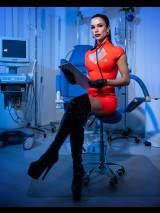 Frau Dr. Lady Chai - TOP Klinikerin in Hamburg Bild 3